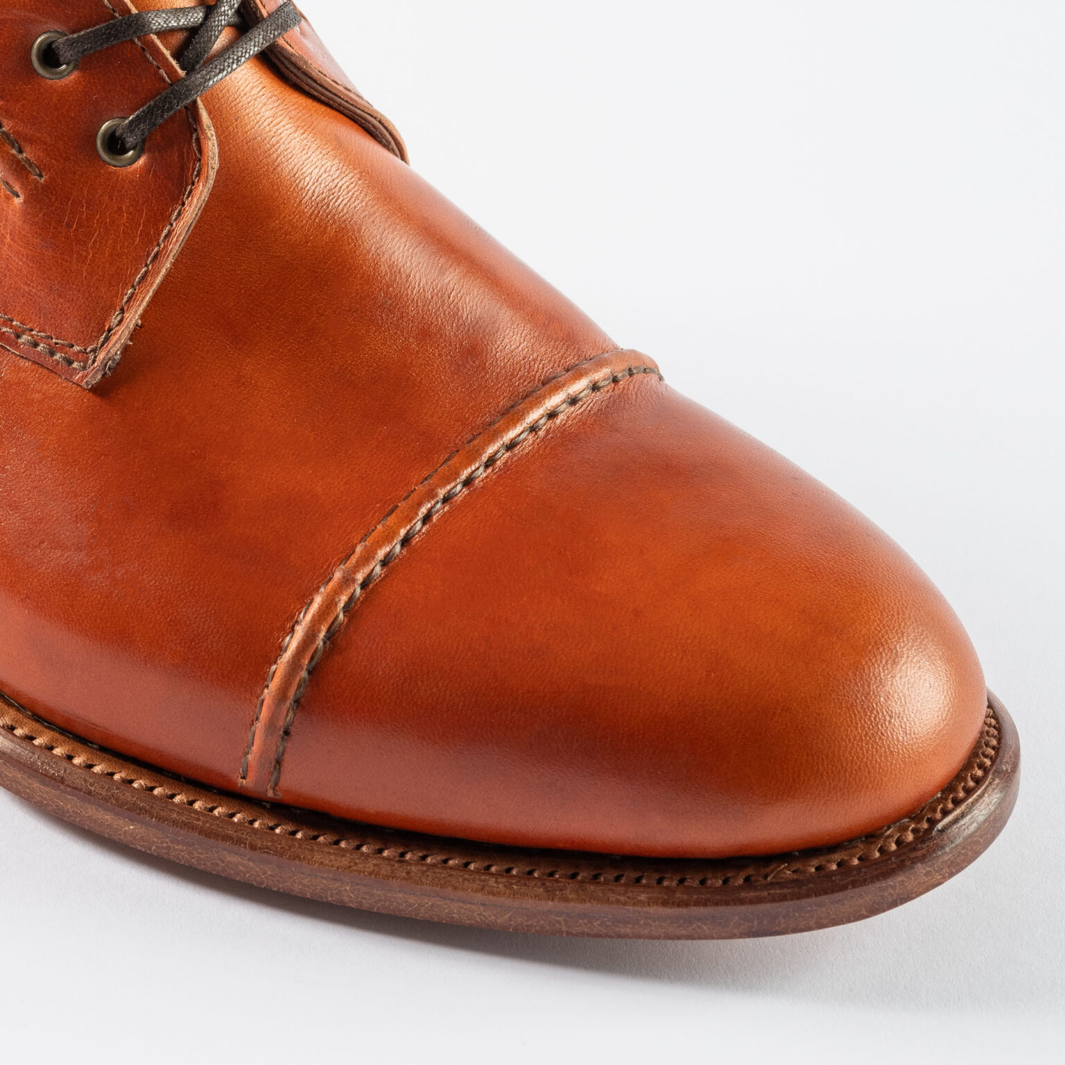 Closeup of vamp and toe of Barrack 'Stanley' WWII Boot in Chestnut Spanish Veg Tanned Aniline Calf