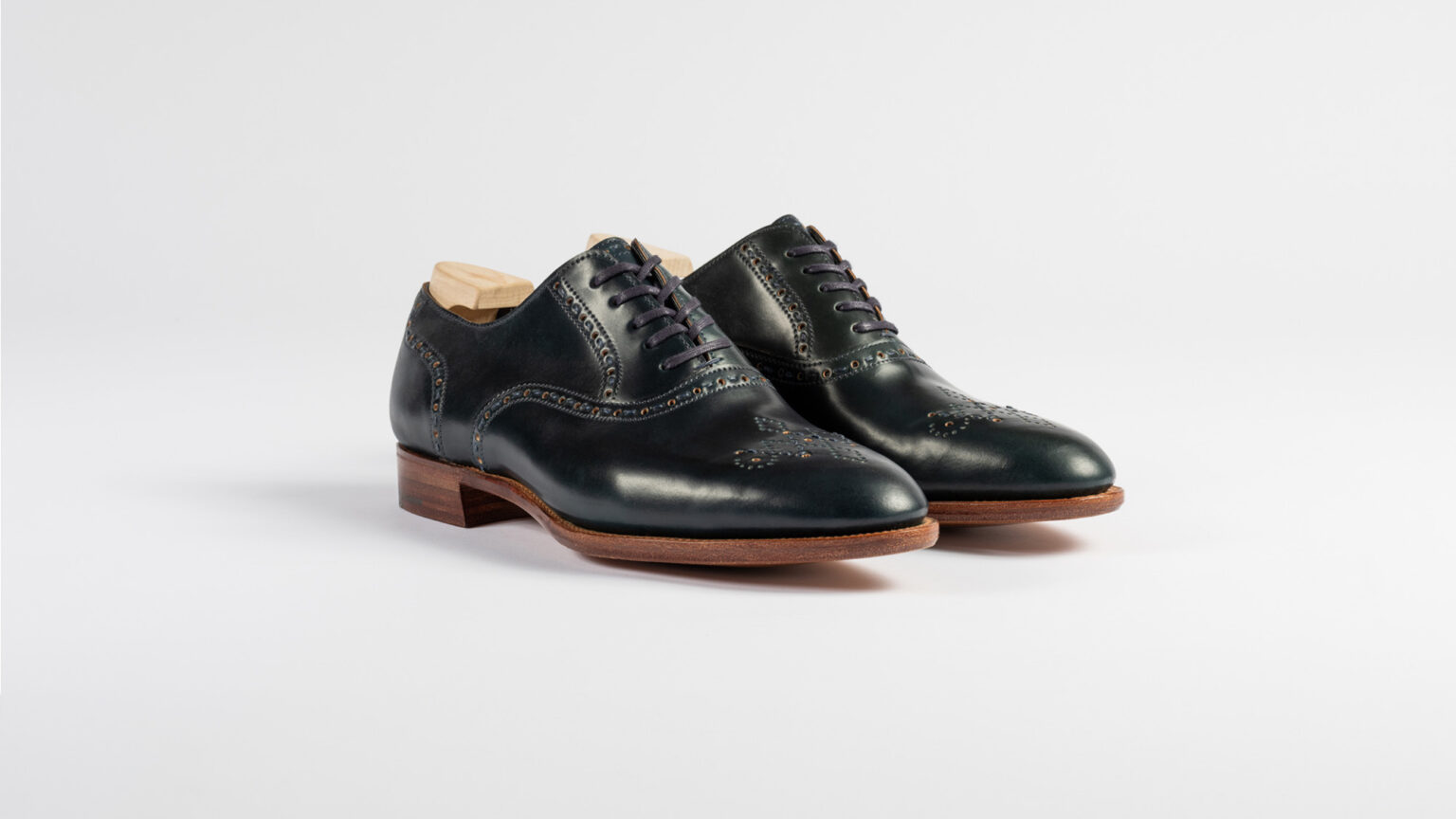 Redbourne Five Eyelet Oxford in Navy Horween Shell Cordovan